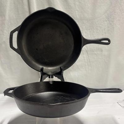 Cast-Iron Skillets (Lodge)