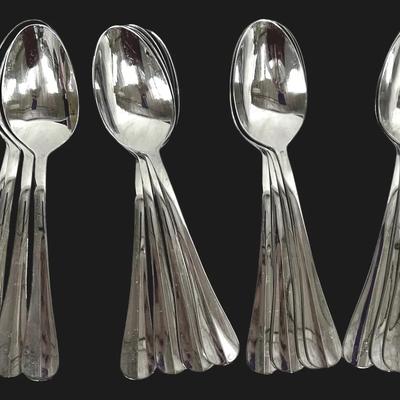 16-pc Set Towle Stainless “Hartford” Pattern / Large Spoons