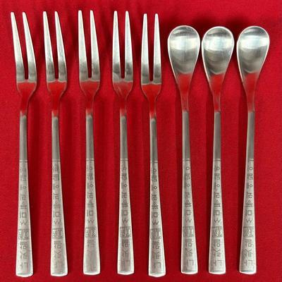 8-pc Set Nihon Stainless 1810 Appetizer Forks and Spoons – Japanese Script Design