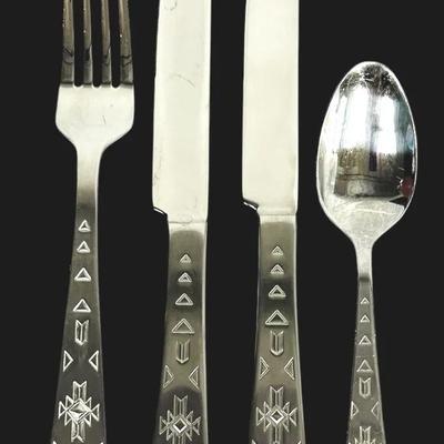4-pc Set Towle “Pueblo” Stainless Flatware – Southwestern Geometric Pattern, Modern Design
