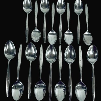 17-pc Set Mid-Century “Atomic Starburst” Stainless Teaspoons & Soup/Place Spoons
