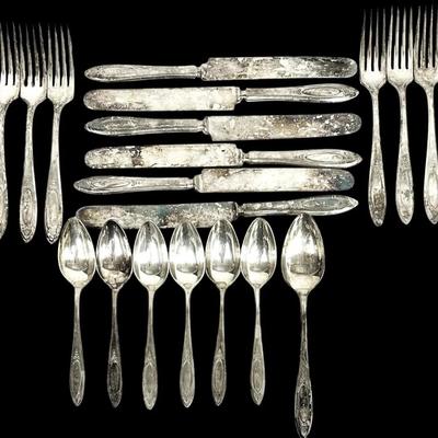 19-pc Set Community Plate “Adam” Silverplate Flatware by Oneida Early 1917 Pat