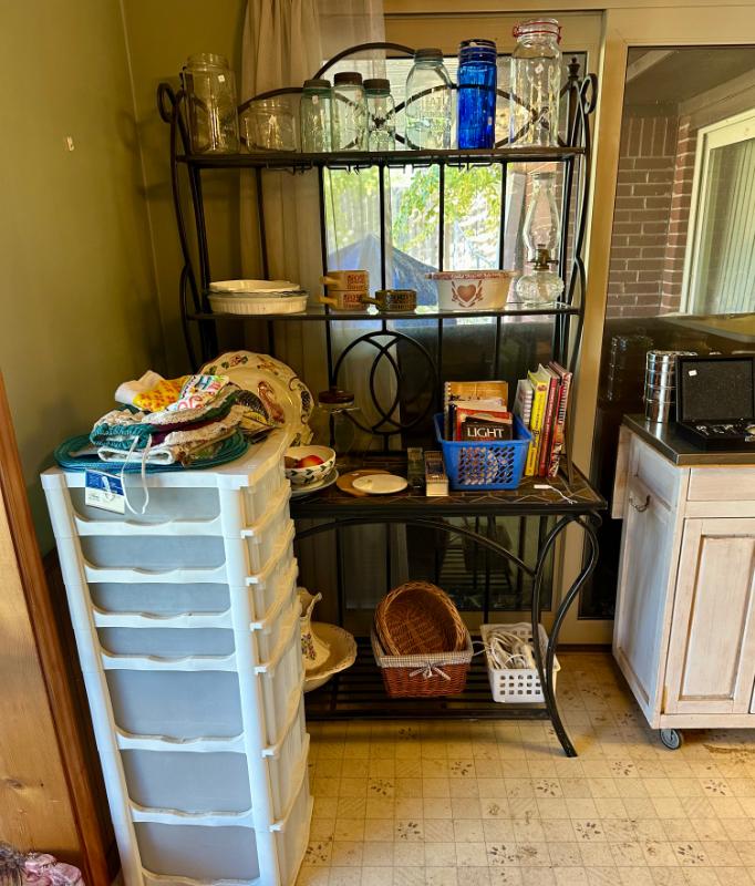 Sale Photo Thumbnail #14