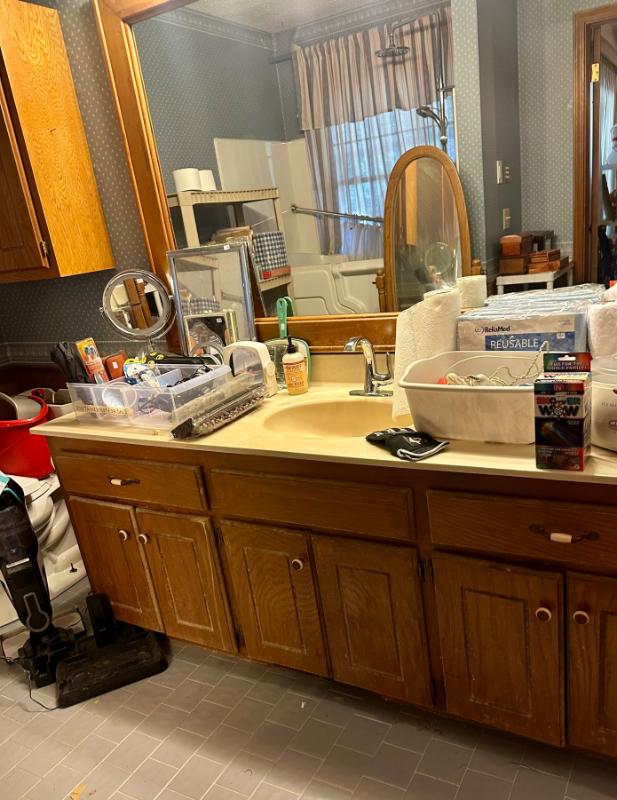 Sale Photo Thumbnail #49