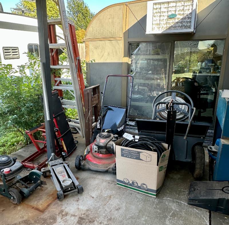 Sale Photo Thumbnail #70