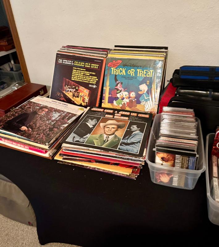 Sale Photo Thumbnail #46