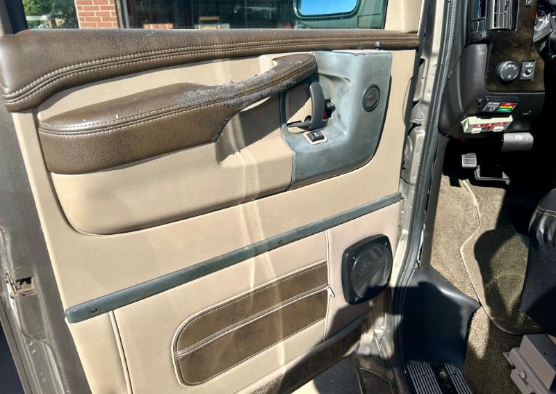 Sale Photo Thumbnail #81