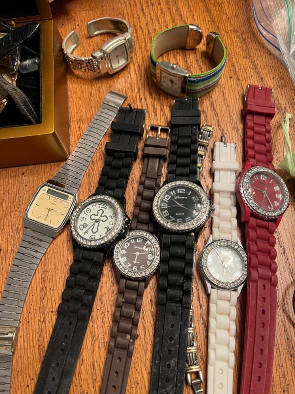 Sale Photo Thumbnail #175