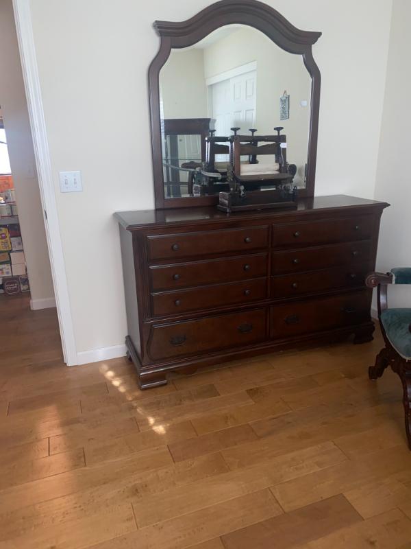 Sale Photo Thumbnail #76