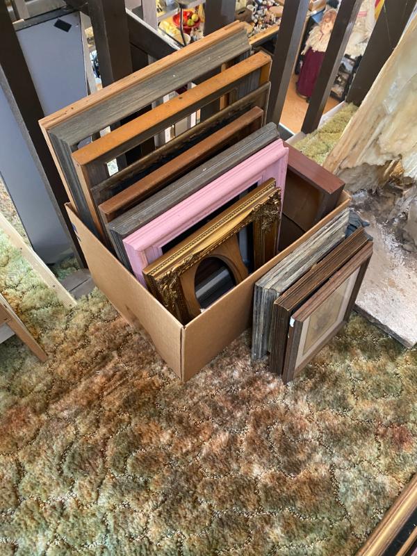 Sale Photo Thumbnail #111