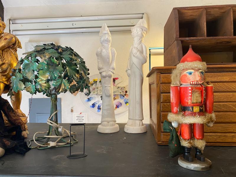 Sale Photo Thumbnail #157