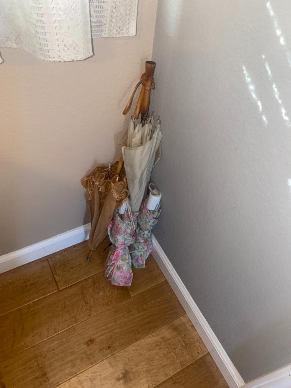 Sale Photo Thumbnail #70