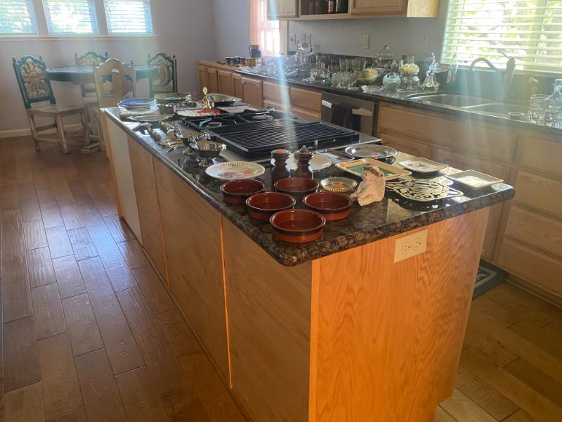 Sale Photo Thumbnail #96