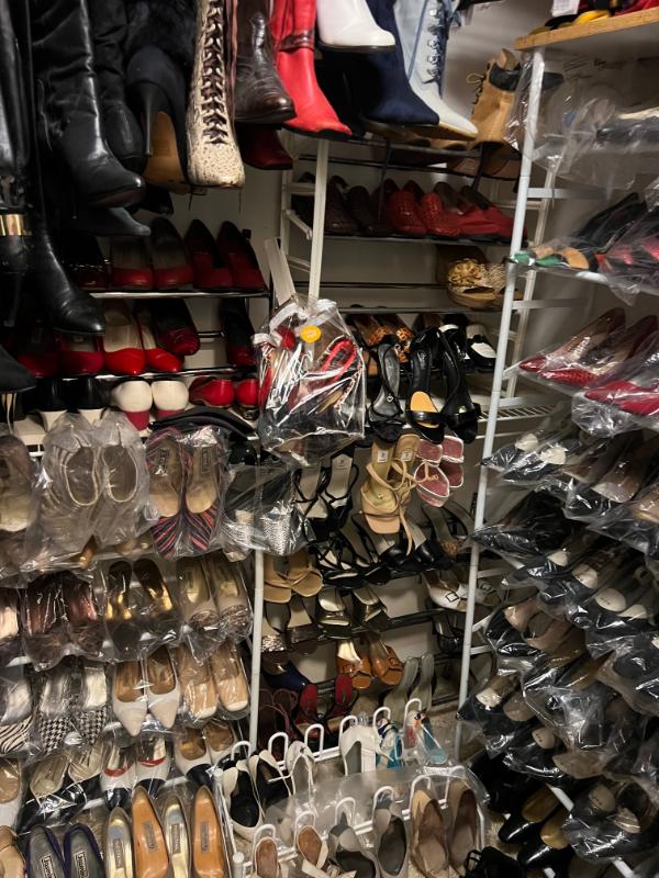 Sale Photo Thumbnail #22