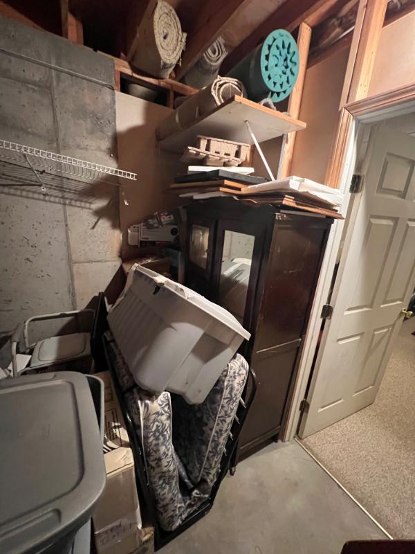 Sale Photo Thumbnail #134