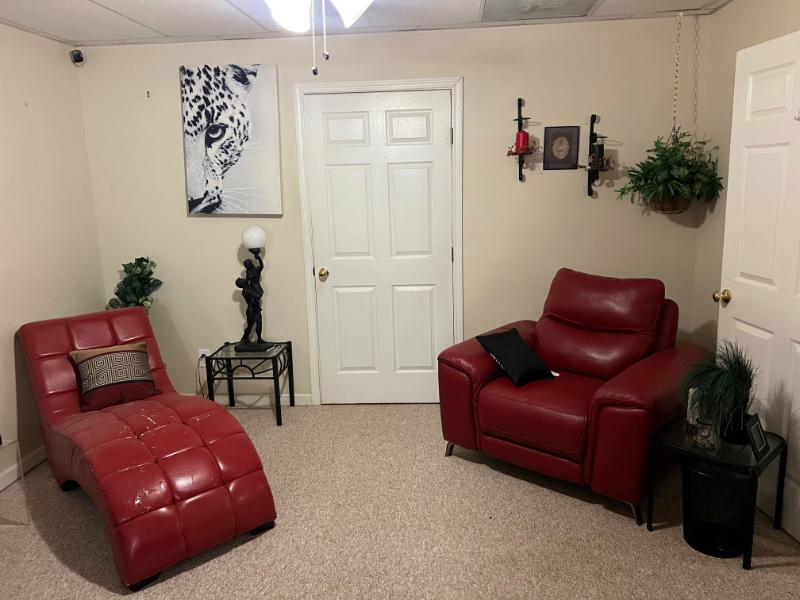 Sale Photo Thumbnail #132