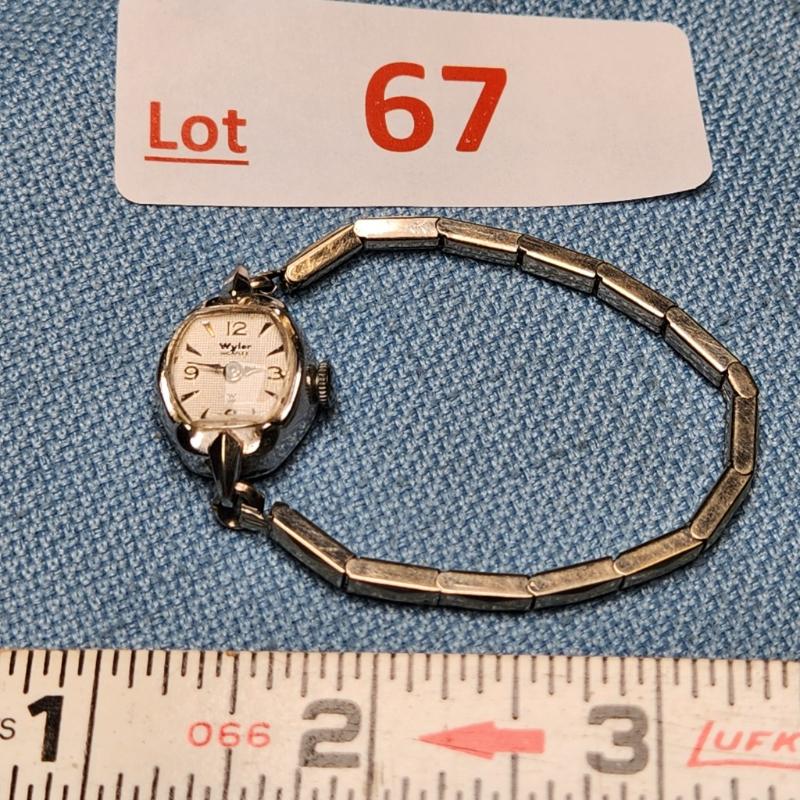 Sale Photo Thumbnail #189