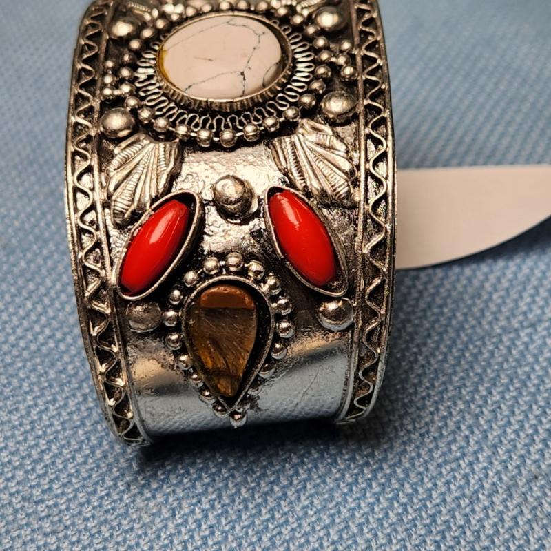 Sale Photo Thumbnail #15