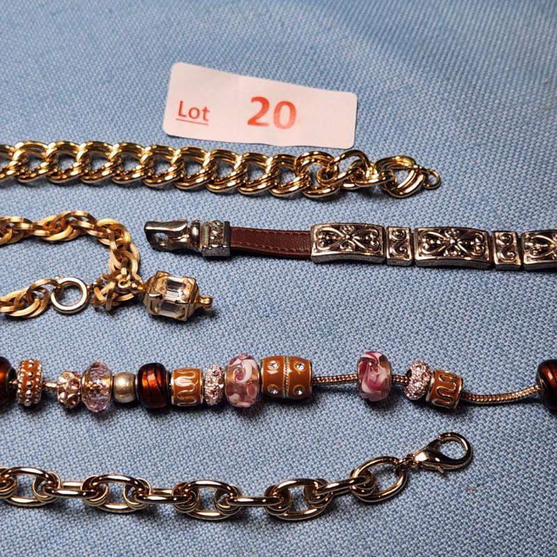 Sale Photo Thumbnail #54