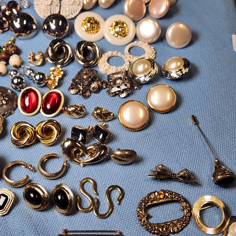 Sale Photo Thumbnail #91