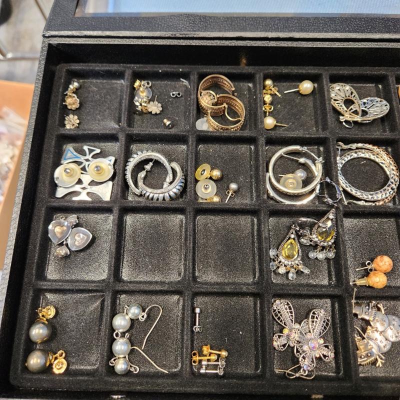 Sale Photo Thumbnail #101