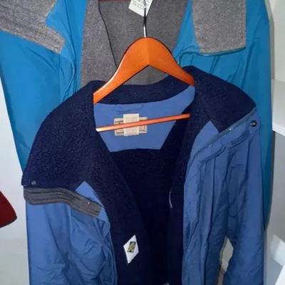 L. L. Bean, Size Large,  Men’s Coats