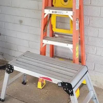 4' Werner Ladder & Aluminum Work Platform
