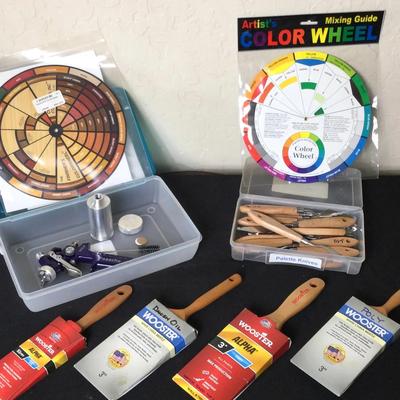 Paaschs Touch Up Gun And A Variety Of Palette Knives And More