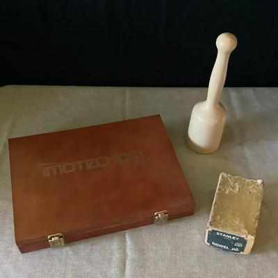 Wood Carving Tools And Doweling Jig