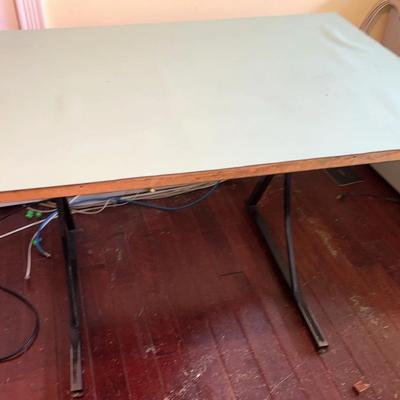 Drafting Or Crafting Table 