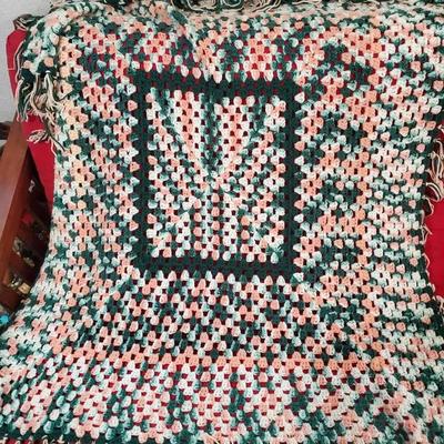 Crochet Glblanket And Placemats