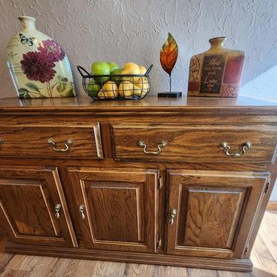 China Cabinet Or Buffet