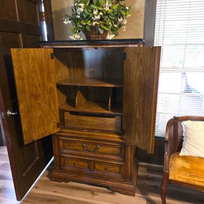 Sale Photo Thumbnail #43