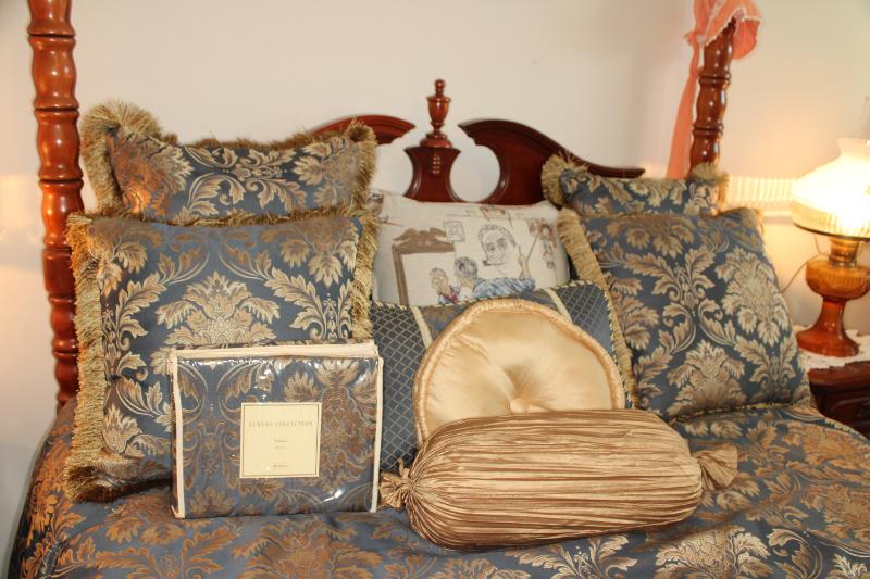 Sale Photo Thumbnail #164