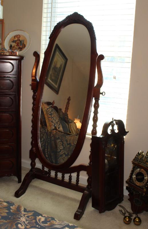 Sale Photo Thumbnail #180