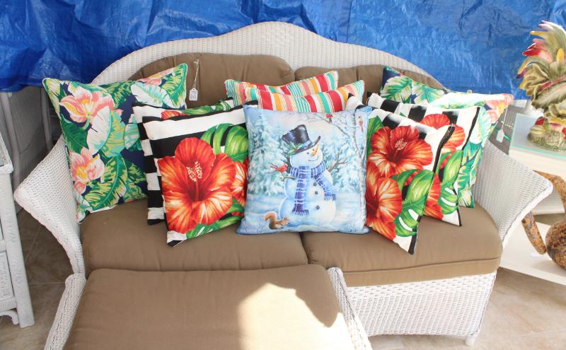 Sale Photo Thumbnail #525