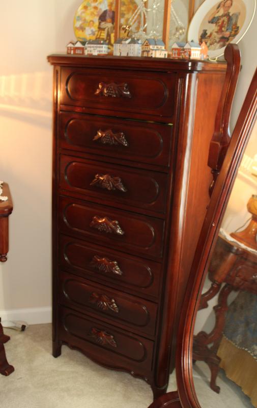 Sale Photo Thumbnail #175