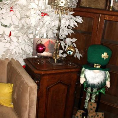 Sale Photo Thumbnail #302