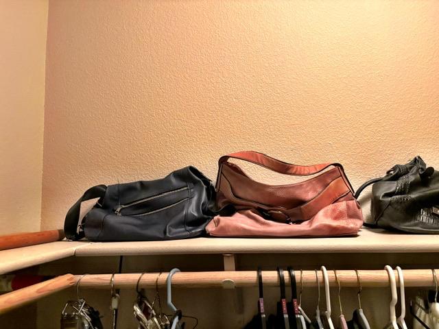 Sale Photo Thumbnail #143