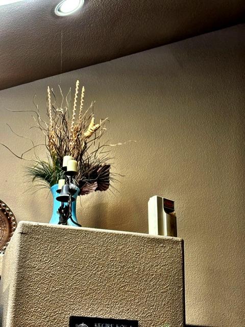 Sale Photo Thumbnail #174