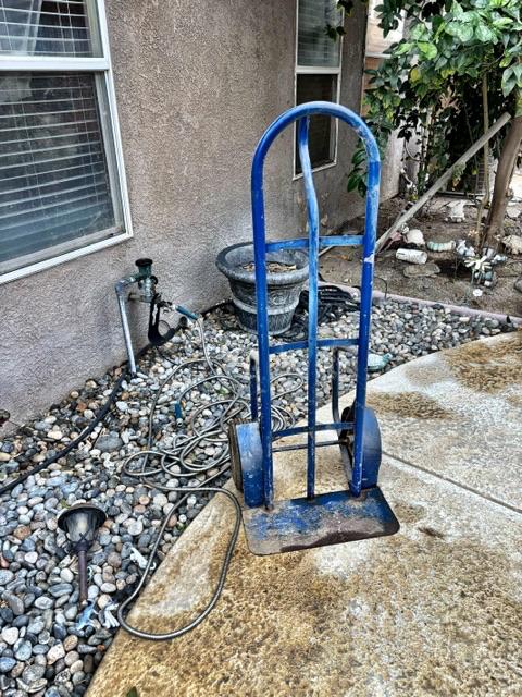 Sale Photo Thumbnail #86