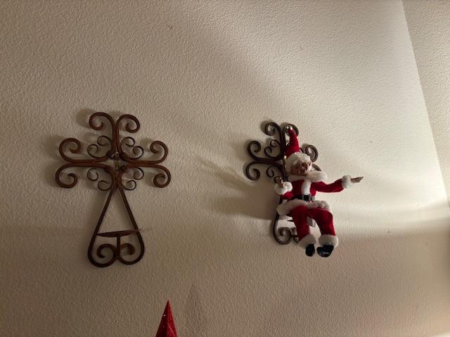 Sale Photo Thumbnail #200