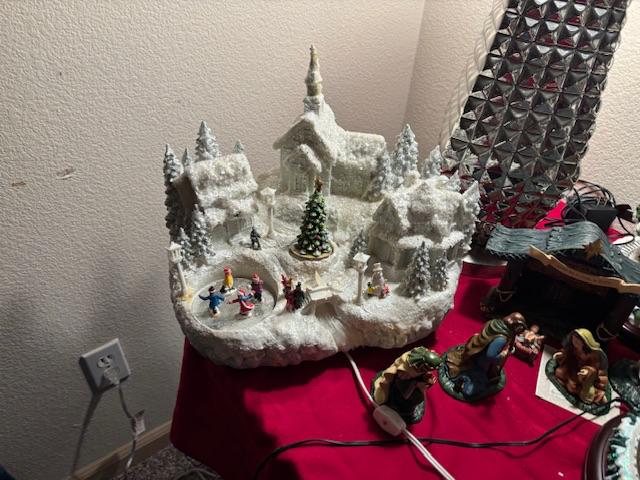 Sale Photo Thumbnail #198