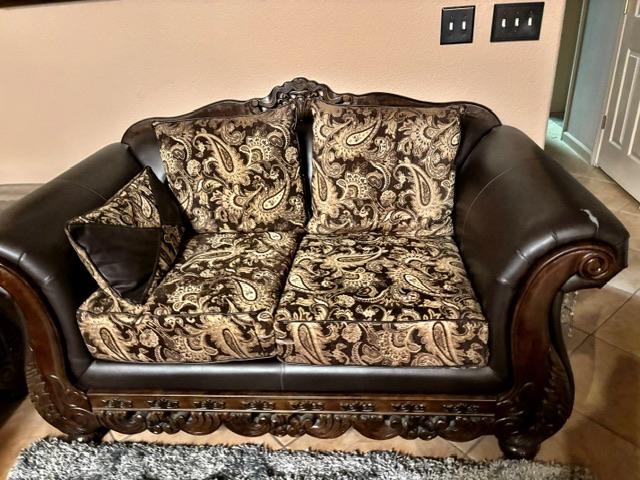 Sale Photo Thumbnail #147