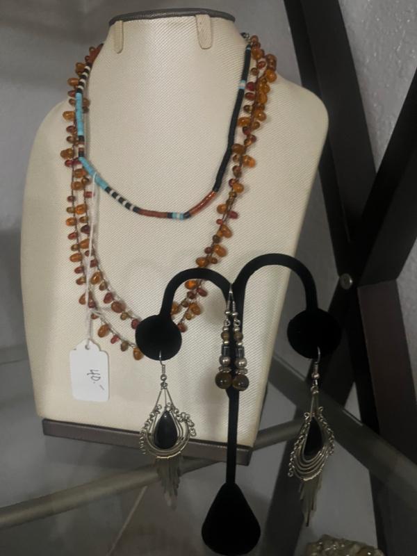 Sale Photo Thumbnail #50