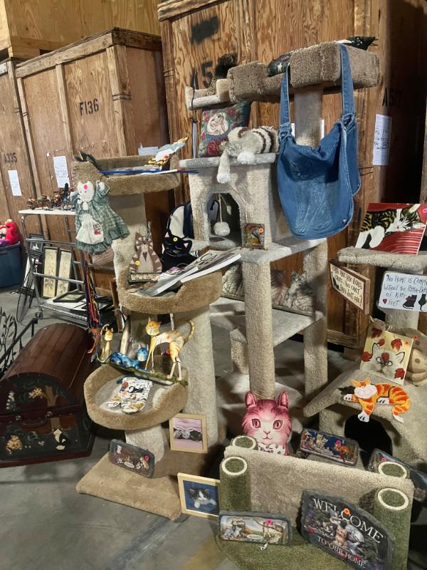 Sale Photo Thumbnail #32