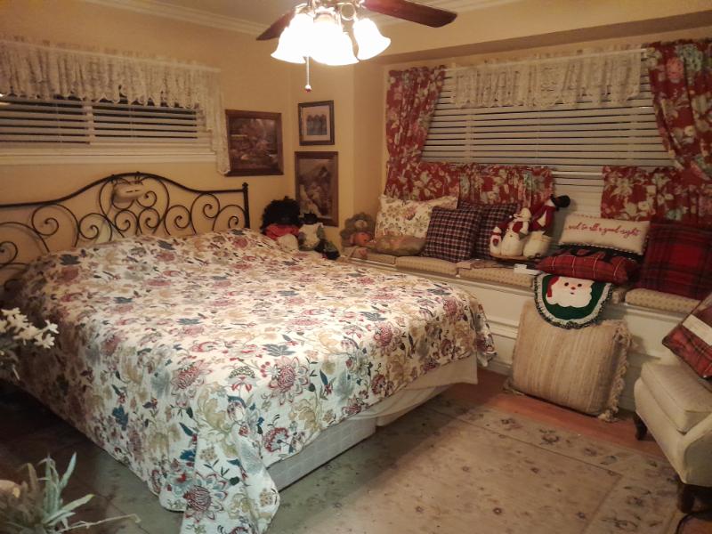 Sale Photo Thumbnail #49