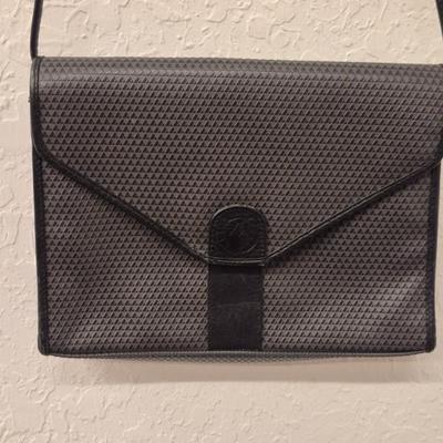 Vintage 1980s Liz Claiborne Geometric Logo Pattern Leather Trim Crossbody Bag - Charcoal/Black - Strap Drop 22"