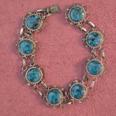 Vintage Mexican Turquoise in Sterling Settings 7" Bracelet