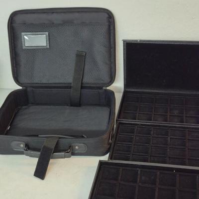 InFocus Travel Case with 3 Partitioned Jewelry Trays & Detachable Shoulder Strap - Black